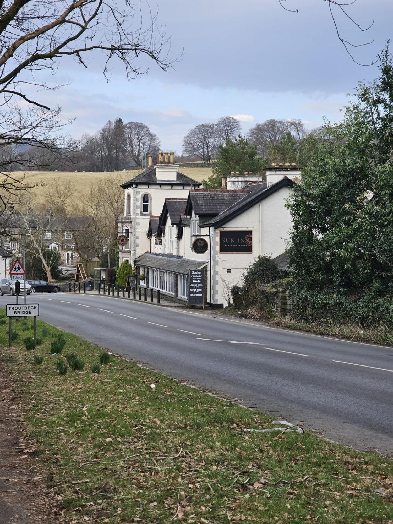 The Sun Inn Troutbeck Bridge Buitenkant foto